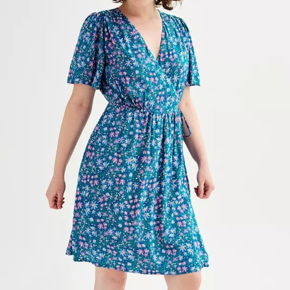 Draper James RSVP fun flirty wrap floral mini summer party dress size small